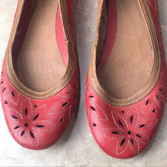 Pikolinos Two Tone leather floral cutout flats red tan 40 9.5 Artsy - Picture 2 of 6